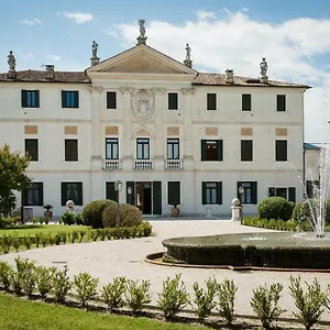 villa-volpi.hotelslidodijesolo.com/
